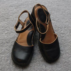 Born Shoes/Sandals